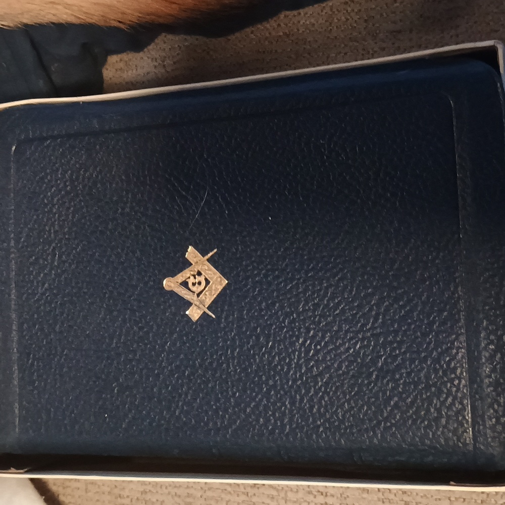 Men's Blue Masonic Leather Wallet